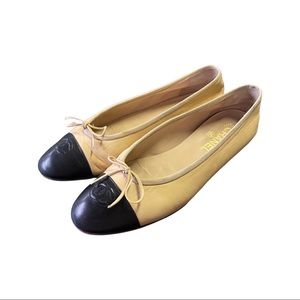 Chanel Tan with Black toe lamb skin leather ballerina flats